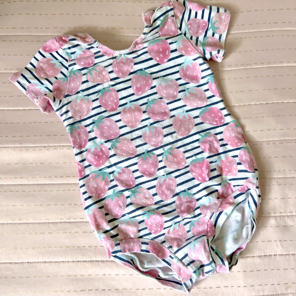 Used Strawberries girl leotard size 2-3 years